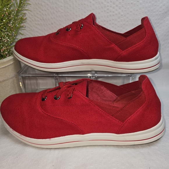 CLARKS CLOUDSTEPPERS VIBRANT RED SLIP-ON SNEAKERS WOMENS SIZE 9.5 EUC - Picture 3 of 11